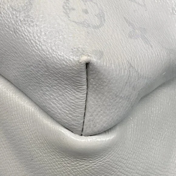 LOUIS VUITTON Discovery Backpack Bronze/Optic White Taigarama - Picture 9 of 15